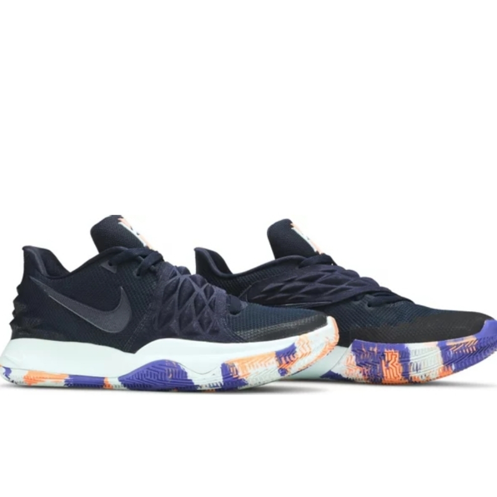 Kyrie Low Knicks